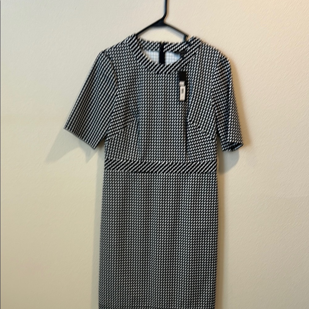 Banana Republic Black and White Sheath Midi Dress